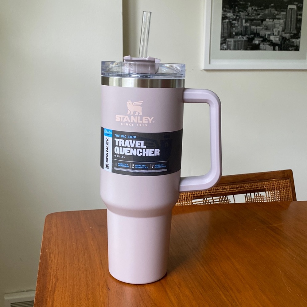 NWT 40 oz Abalone Stanley Travel Quencher